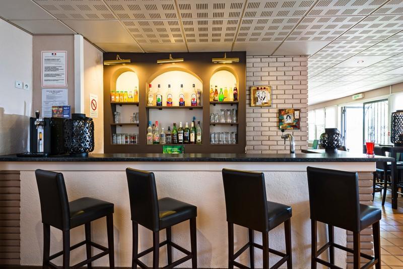 Noemys Valence Nord - Hotel Restaurant Бур-ле-Валанс Екстер'єр фото